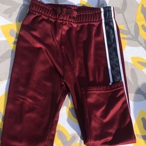 Maroon sweats for toddlers